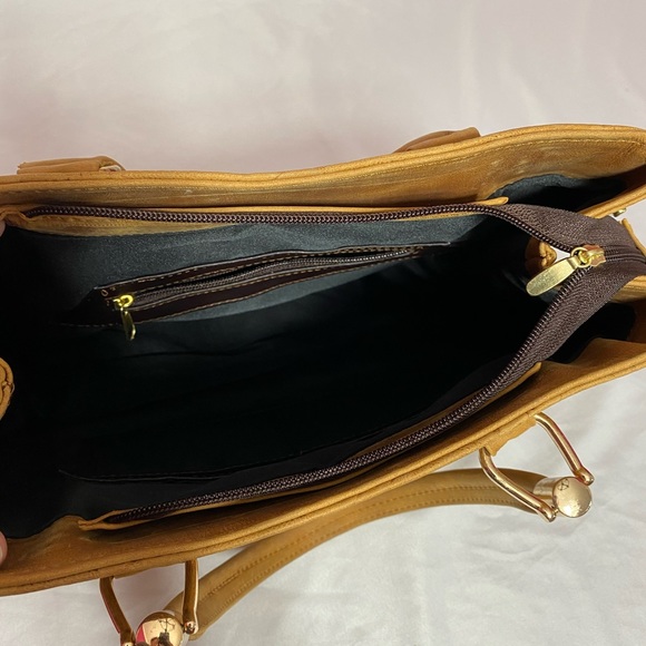 Leather Tooled Purse - Picture 6 of 6